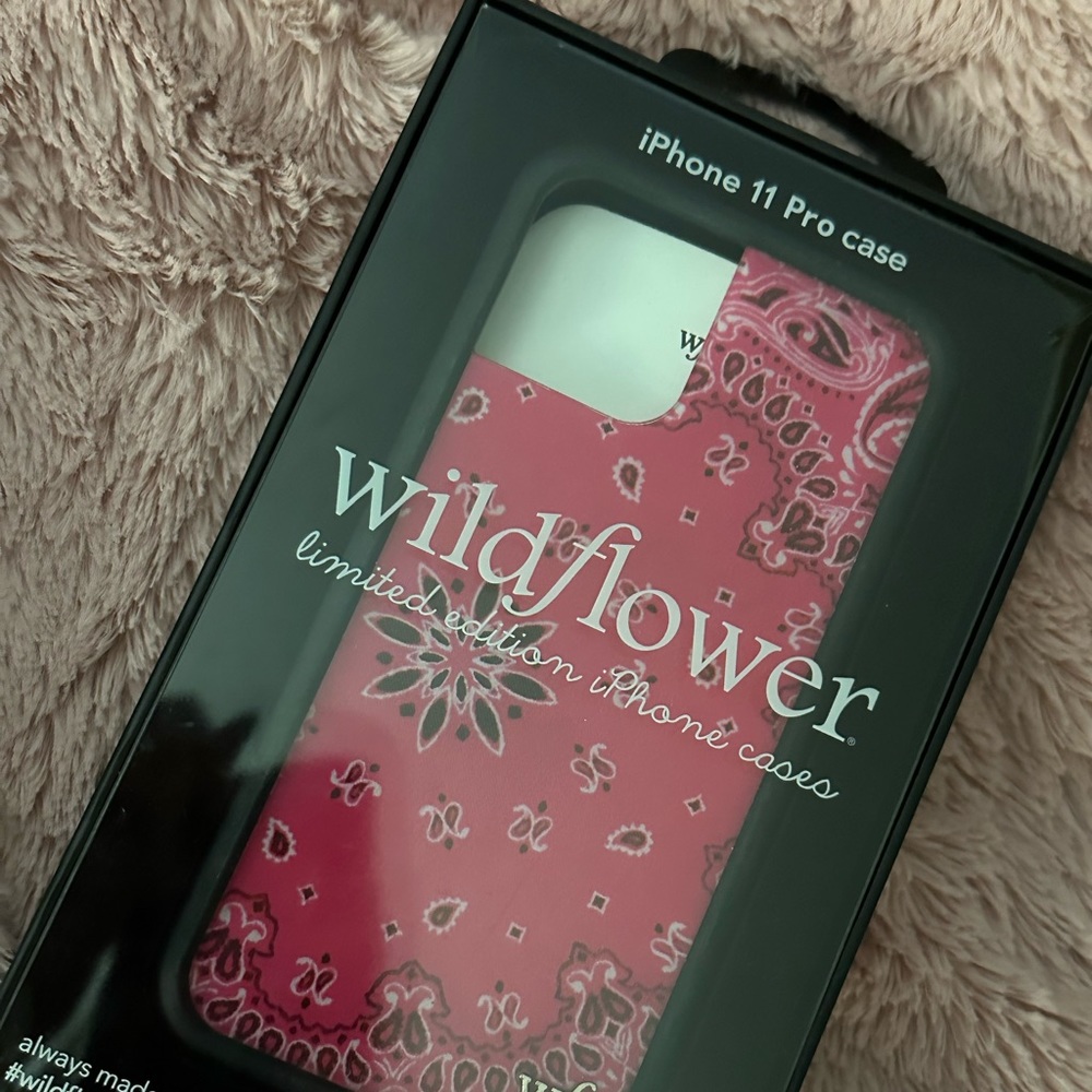 Iphone 11 pro case.